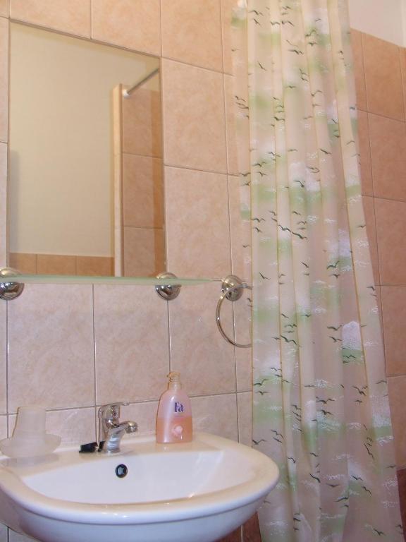 Bed and Breakfast Zatonyi Csarda Panzio Dunasziget Номер фото